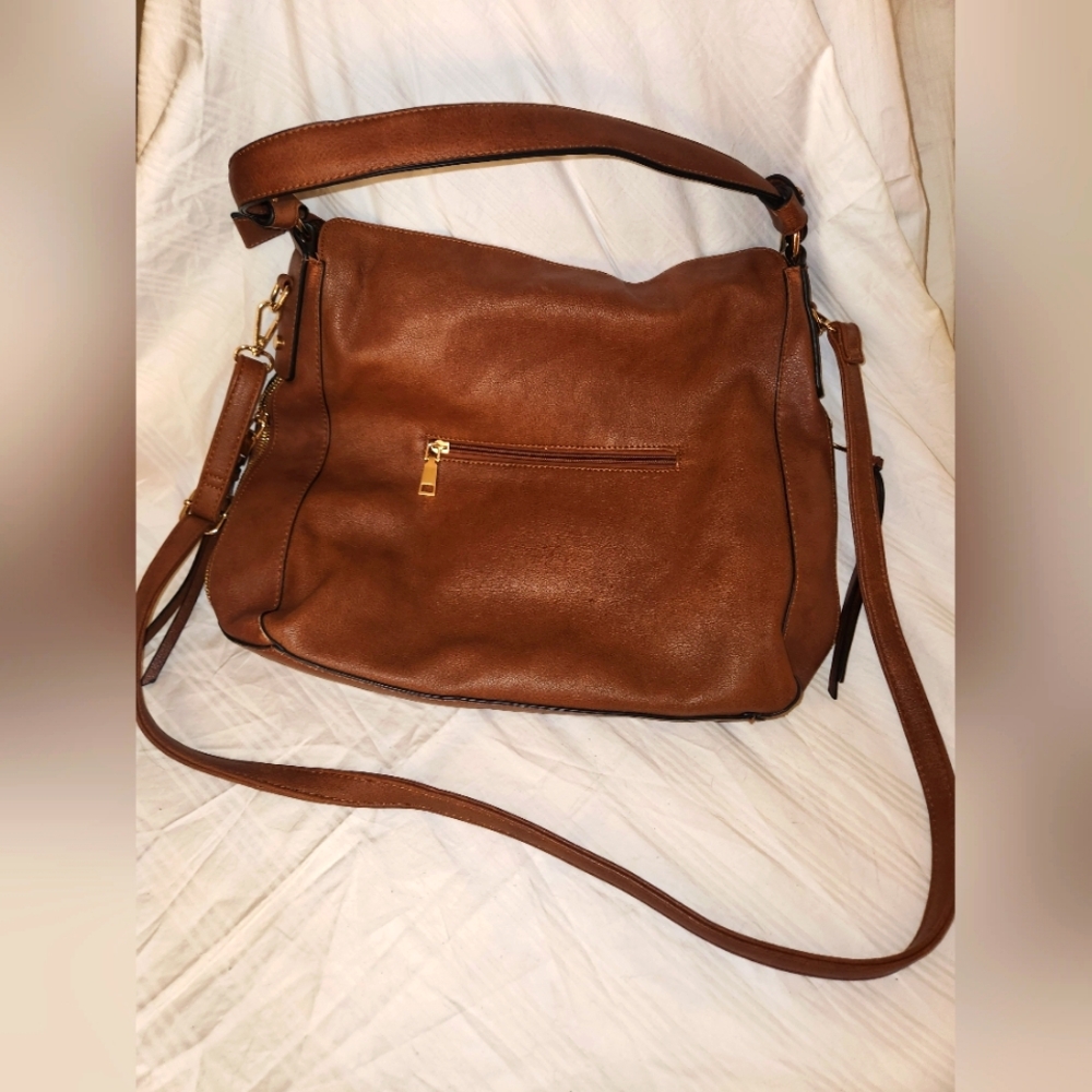 Realer Brown Leather Shoulder Bag